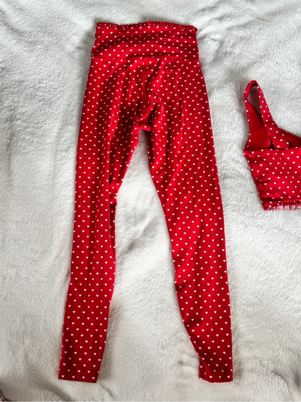All in Motion Red Heart Ruffle Activewear Set Leggings Sports Bra XS - Picture 9 of 10